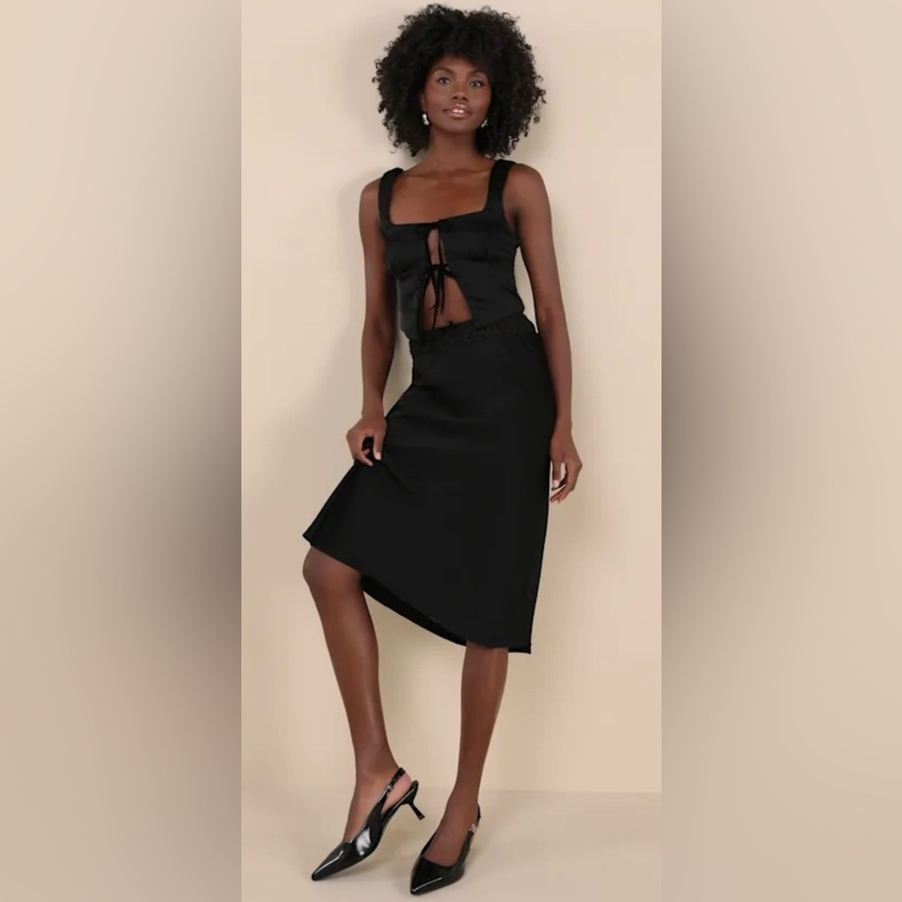 Lulus Mira Black Satin Mesh Polka Dot Midi Skirt Large - Picture 4 of 6